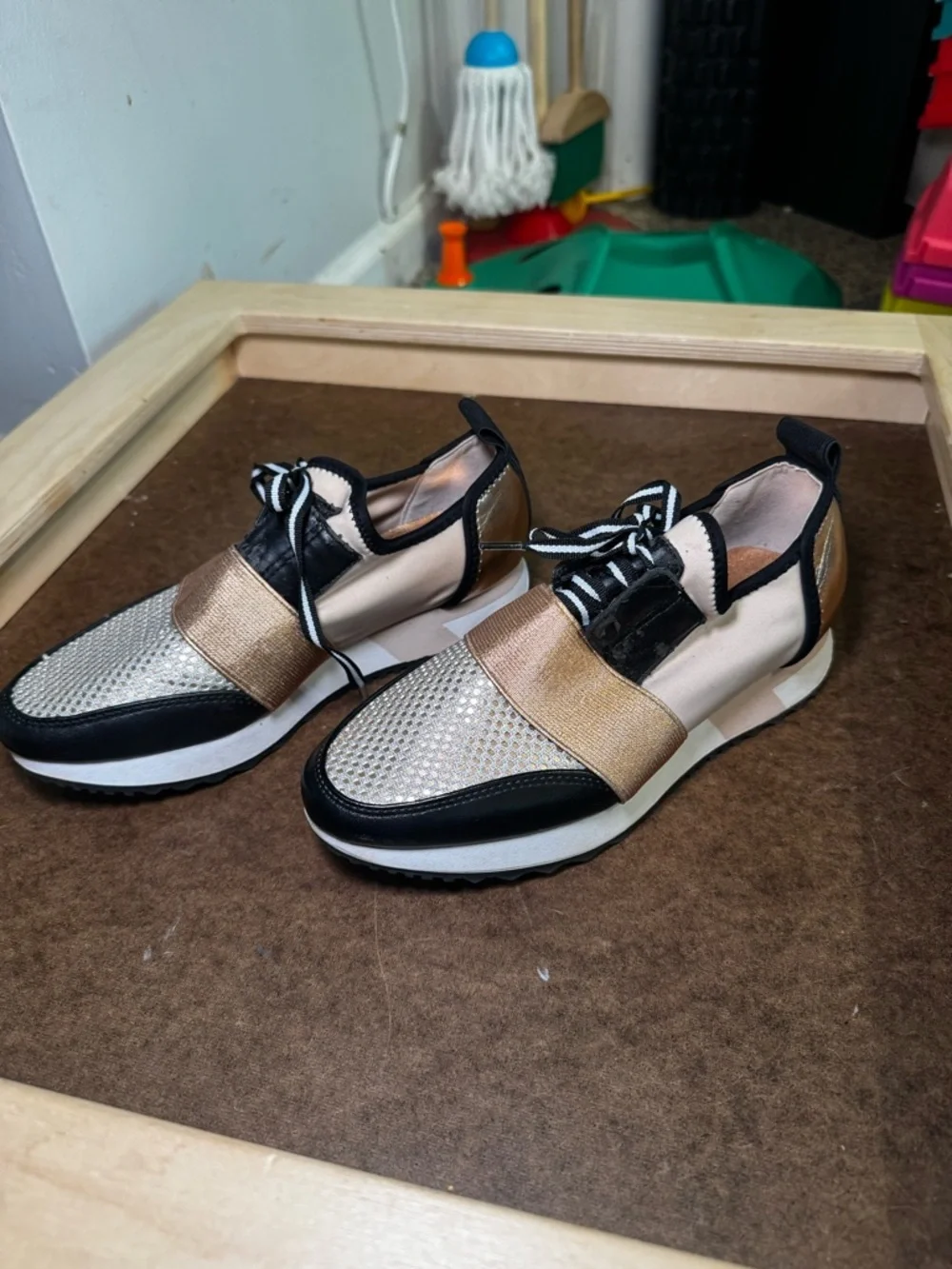 Steve Madden Black and Metallic Lace-Up Slip-On Sneakers Size 6